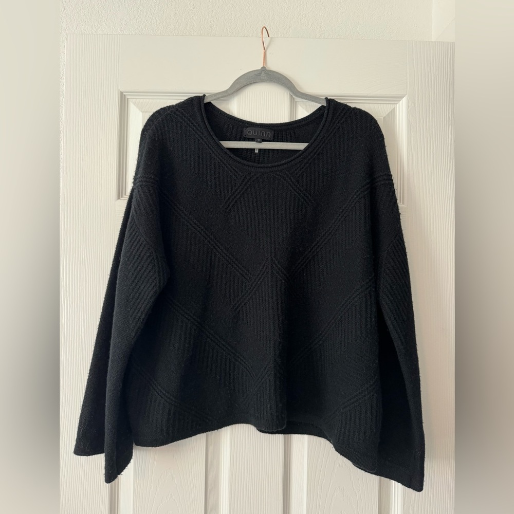 QUINN Wool Cashmere Blend Black Sweater Sz Medium